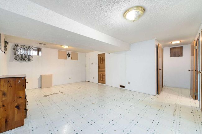 8531 47 Ave Nw, House other with 3 bedrooms, 2 bathrooms and 2 parking in Calgary AB | Image 24