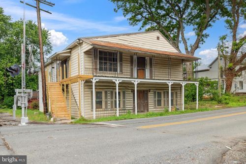 90 Bentonville Rd, BENTONVILLE, VA, 22610-2251 | Card Image