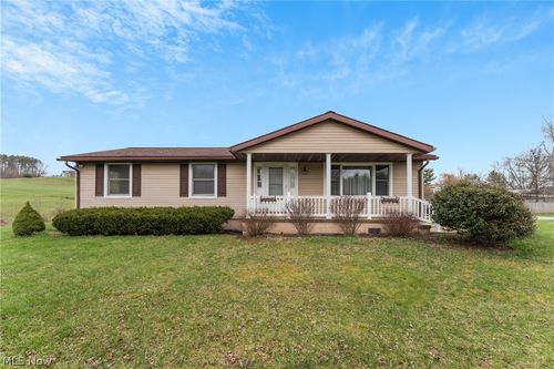 1090 Fort Rd Sw, Dellroy, OH, 44620-9782 | Card Image