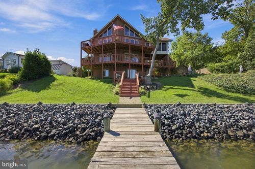 301 Deer Dr, LUSBY, MD, 20657-2725 | Card Image