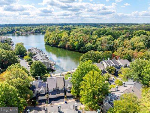 1933 Lakeport Way, RESTON, VA, 20191-5402 | Card Image