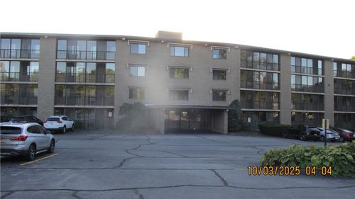 303-650 E Greenwich Ave, West Warwick, RI, 02893-2367 | Card Image