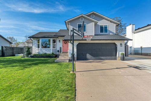 1026 W 450 S, Layton, UT, 84041-5203 | Card Image