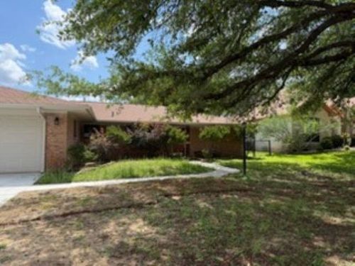 435 Saint Andrews St, Meadowlakes, TX, 78654-6811 | Card Image