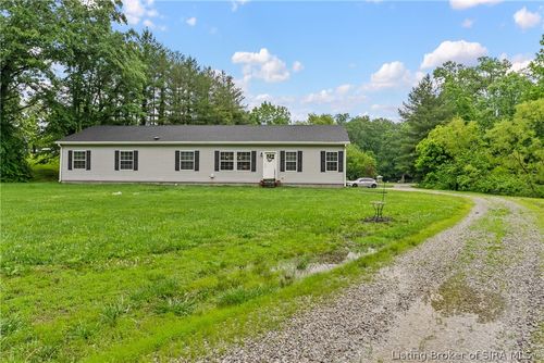 2601 Old State Rd, Henryville, IN, 47126-9147 | Card Image