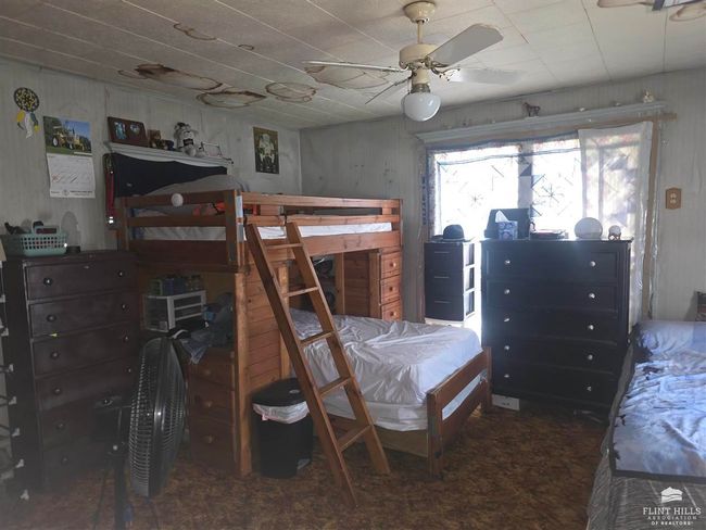 115 Se 2 Nd St, House other with 3 bedrooms, 2 bathrooms and null parking in Abilene KS | Image 12