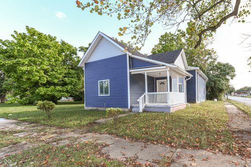 901 E 1st St, Muncie, IN, 47302-2581 | Card Image