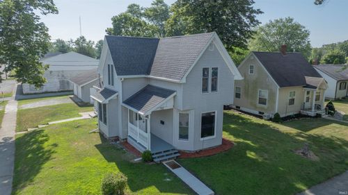 701 S Bluff St, Monticello, IN, 47960-2440 | Card Image