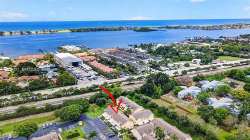 341-341 Waterside Dr, Hypoluxo, FL, 33462-6172 | Card Image