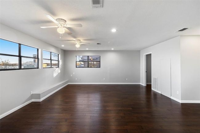 283 Sam Houston Loop, House other with 3 bedrooms, 2 bathrooms and 2 parking in Pointblank TX | Image 27