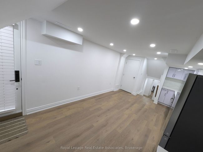 BASEMENT - 4 Lansing Sq, House attached with 2 bedrooms, 1 bathrooms and 1 parking in Brampton ON | Image 6