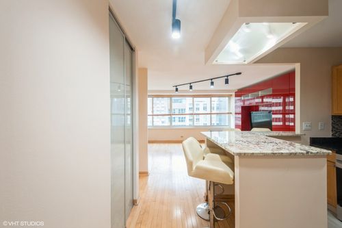apt-1925-211 E Ohio St, Chicago, IL, 60611-3251 | Card Image
