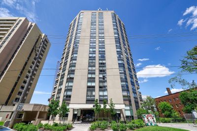 1002 - 240 Heath St W, Condo with 2 bedrooms, 2 bathrooms and 1 parking in York ON | Image 1