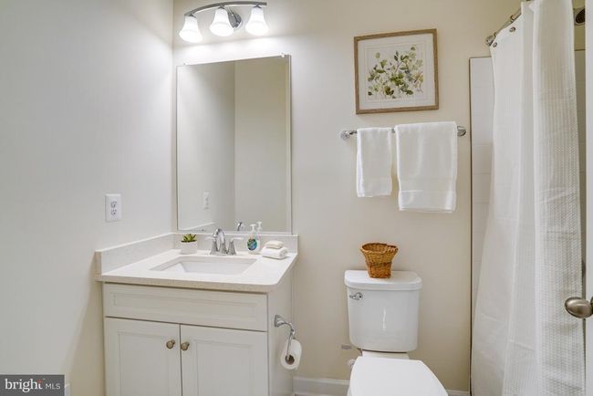 8942 Hubbard Way, House other with 4 bedrooms, 4 bathrooms and null parking in LORTON VA | Image 40