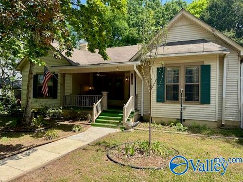 207 East Street, Athens, AL, 35611 | Card Image