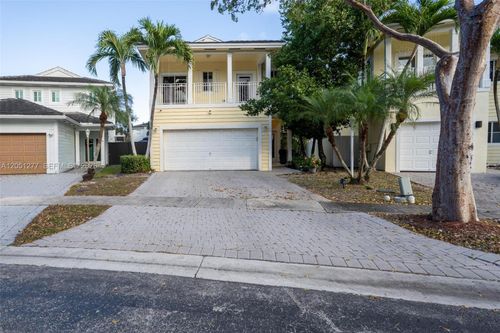 357 Ne 35th Ter, Homestead, FL, 33033-7145 | Card Image