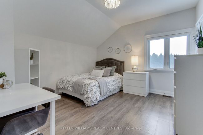 17781 Mccowan Rd, House other with 5 bedrooms, 4 bathrooms and 6 parking in Cedar Valley ON | Image 37