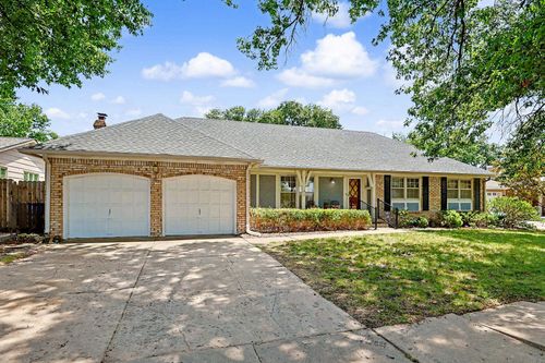 1124 S Barlow St, Wichita, KS, 67207-2834 | Card Image