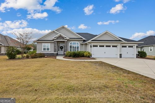102 Riley Hunter Dr, Kingsland, GA, 31548-6687 | Card Image