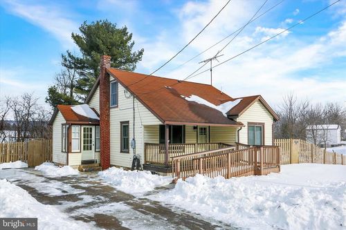 9250 Jonestown Rd, GRANTVILLE, PA, 17028-8662 | Card Image