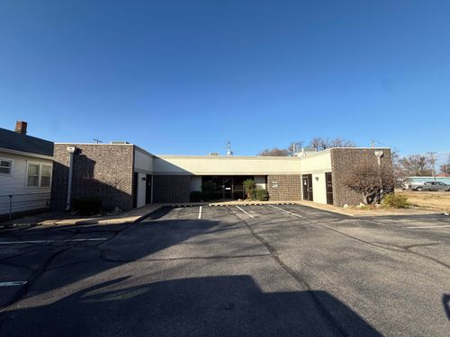 415 S Greenwood St, Wichita, KS, 67211-1838 | Card Image