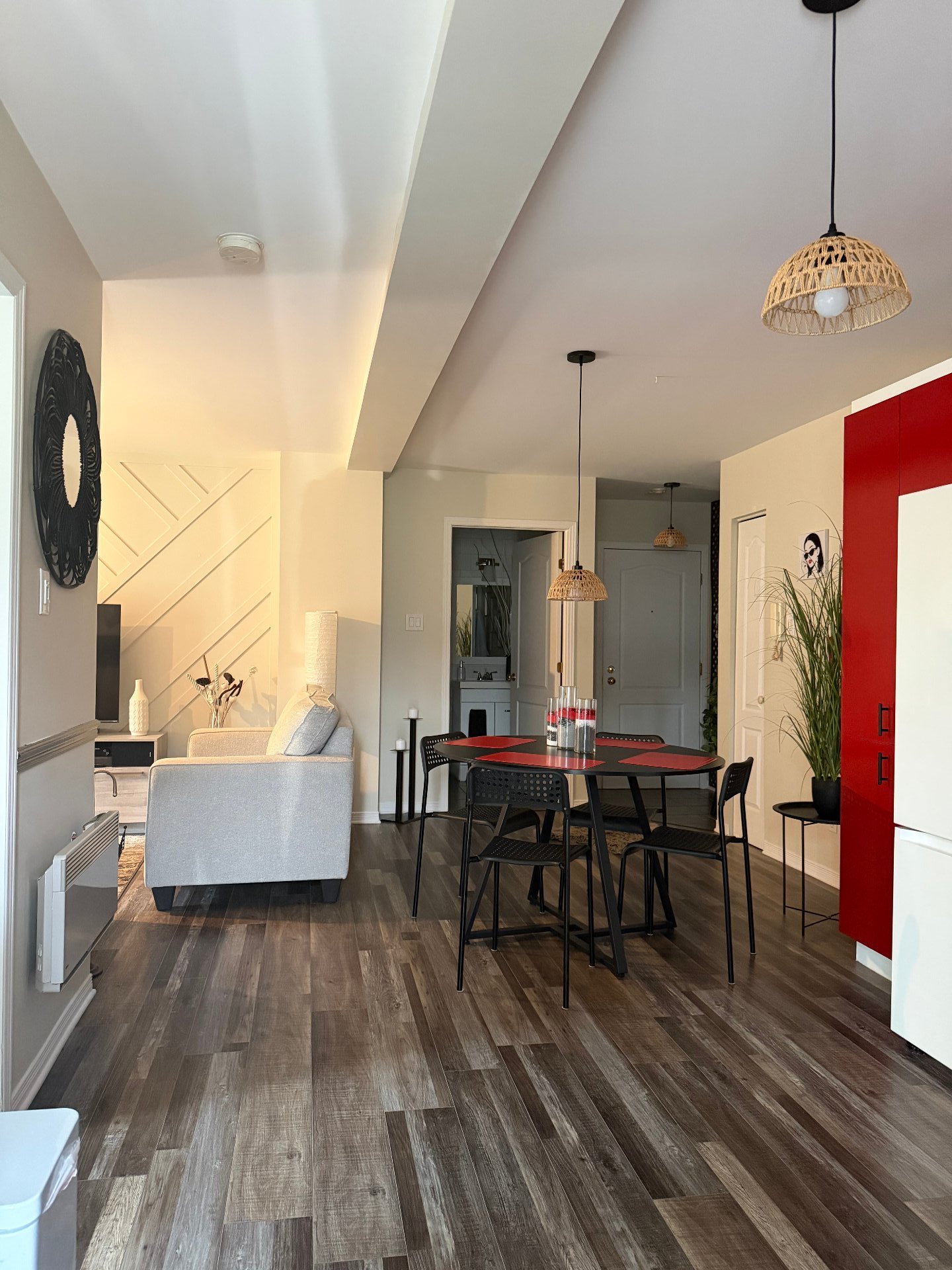 Residential in Laval (Laval-des-Rapides) 2