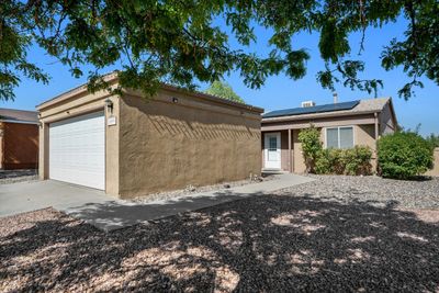 1099 Sand Dune Road Ne, House other with 2 bedrooms, 1 bathrooms and null parking in Rio Rancho NM | Image 3