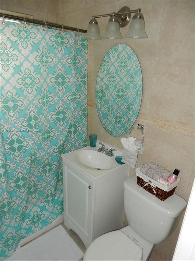 231 Sw 15 Th St, Home with 0 bedrooms, 0 bathrooms and 12 parking in Pompano Beach FL | Image 9