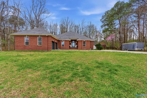 123 Chambers Rd, Arab, AL, 35016-5057 | Card Image