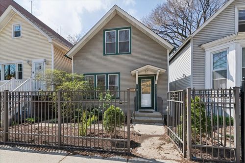 1930 California Ave, Chicago, IL, 60647-4247 | Card Image