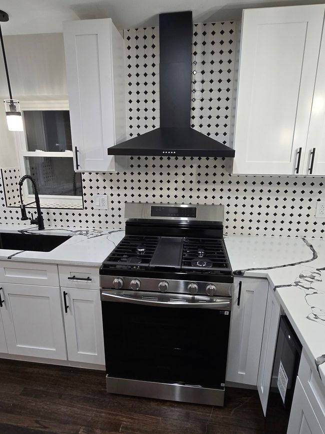 9213 S Trumbull Ave, House other with 3 bedrooms, 2 bathrooms and 2 parking in Evergreen Park IL | Image 24