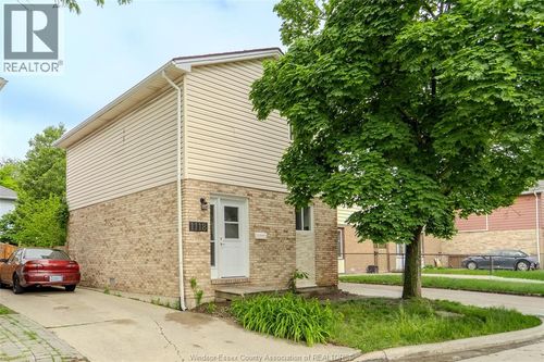 1118 Aire Place, Windsor, ON, N8T3A3 | Card Image