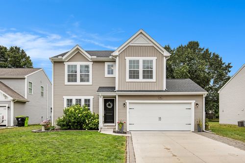 1007 Pinewood Dr, Greenville, MI, 48838-2638 | Card Image