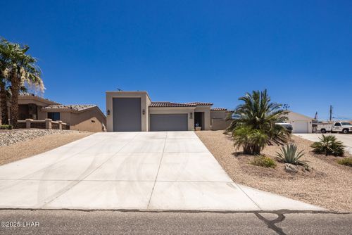 3256 Pioneer Dr, Lake Havasu City, AZ, 86404-4104 | Card Image