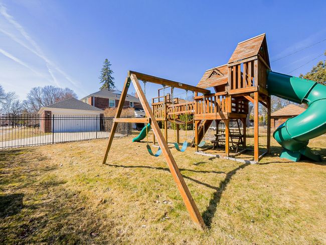 1304 Devonshire Rd, House other with 3 bedrooms, 3 bathrooms and null parking in Grosse Pointe Park MI | Image 44