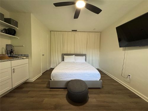 3-5639 Lincoln St, Hollywood, FL, 33021-5639 | Card Image