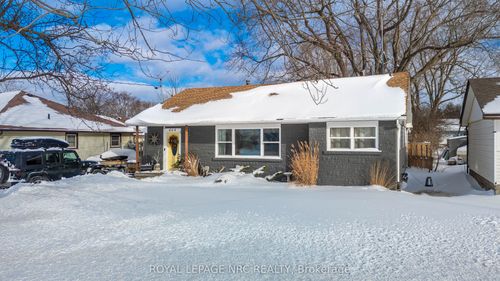 464 Gorham Rd, Ridgeway, ON, L0S1N0 | Card Image