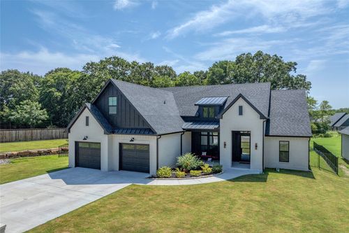 160 Bent Oak Dr, Pottsboro, TX, 75076-4861 | Card Image