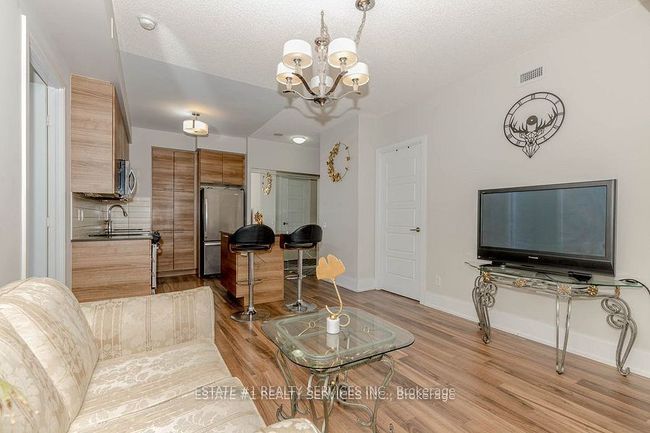 807 - 15 Viking Lane, Condo with 3 bedrooms, 2 bathrooms and null parking in Etobicoke ON | Image 15