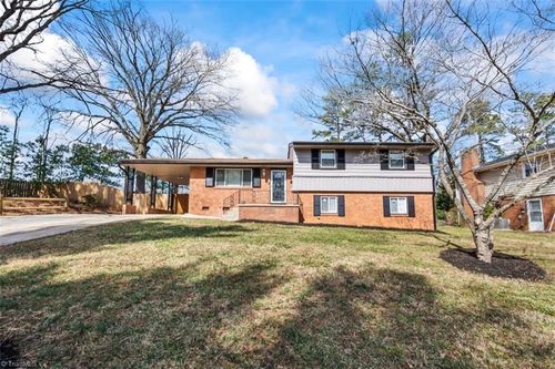 2889 Ashwood Dr, Winston-Salem, NC, 27103-3405 | Card Image