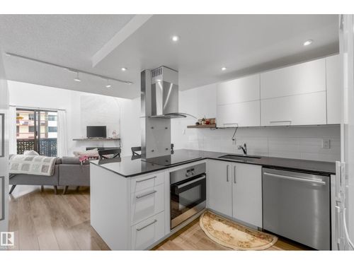 302-10148 118 St Nw, Edmonton, AB, T5K1Y4 | Card Image