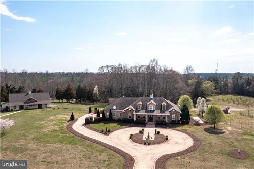18185 Narrow Path Trl, Doswell, VA, 23047-1526 | Card Image