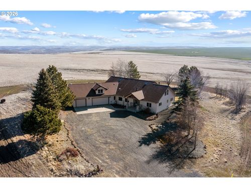 60111 Stock Drive Rd, Heppner, OR, 97836-6336 | Card Image