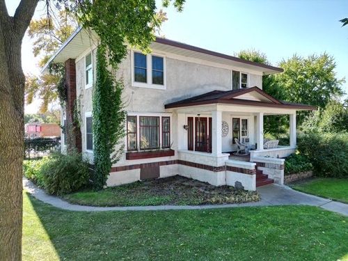 108 W 4th St, Redwood Falls, MN, 56283-1510 | Card Image