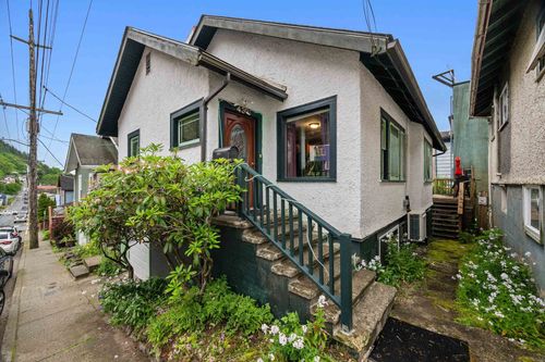 432 Gold St, Juneau, AK, 99801-1129 | Card Image
