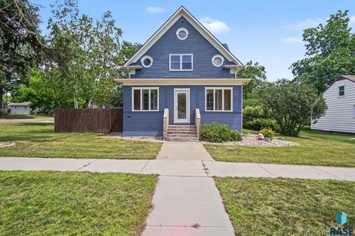618 Lincoln Ave Avenue, Madison, SD, 57042 | Card Image
