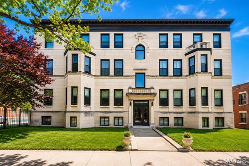 3e-4256 Maryland Ave, Saint Louis, MO, 63108-2949 | Card Image