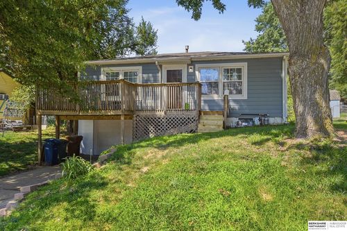 7538 Chandler Hills Drive, Bellevue, NE, 68147 | Card Image