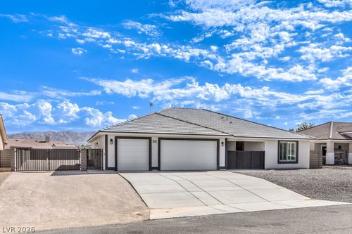 5280 Fairmont St, Pahrump, NV, 89061-7766 | Card Image