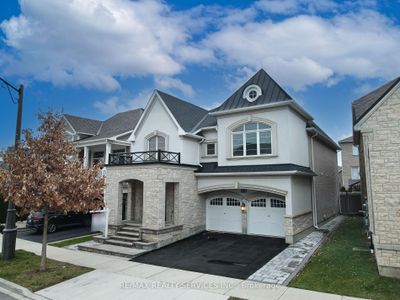 3196 Carding Mill Trail, House other with 4 bedrooms, 6 bathrooms and 4 parking in Oakville ON | Image 1